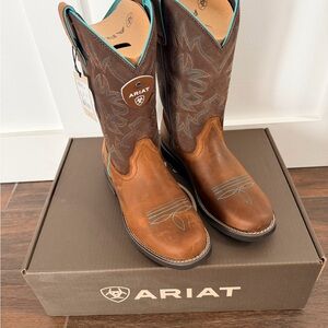 Ariat Women's Delilah Round Toe Work Boots